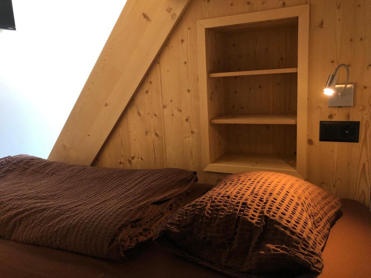 Catrina Hostel Дизентис Экстерьер фото